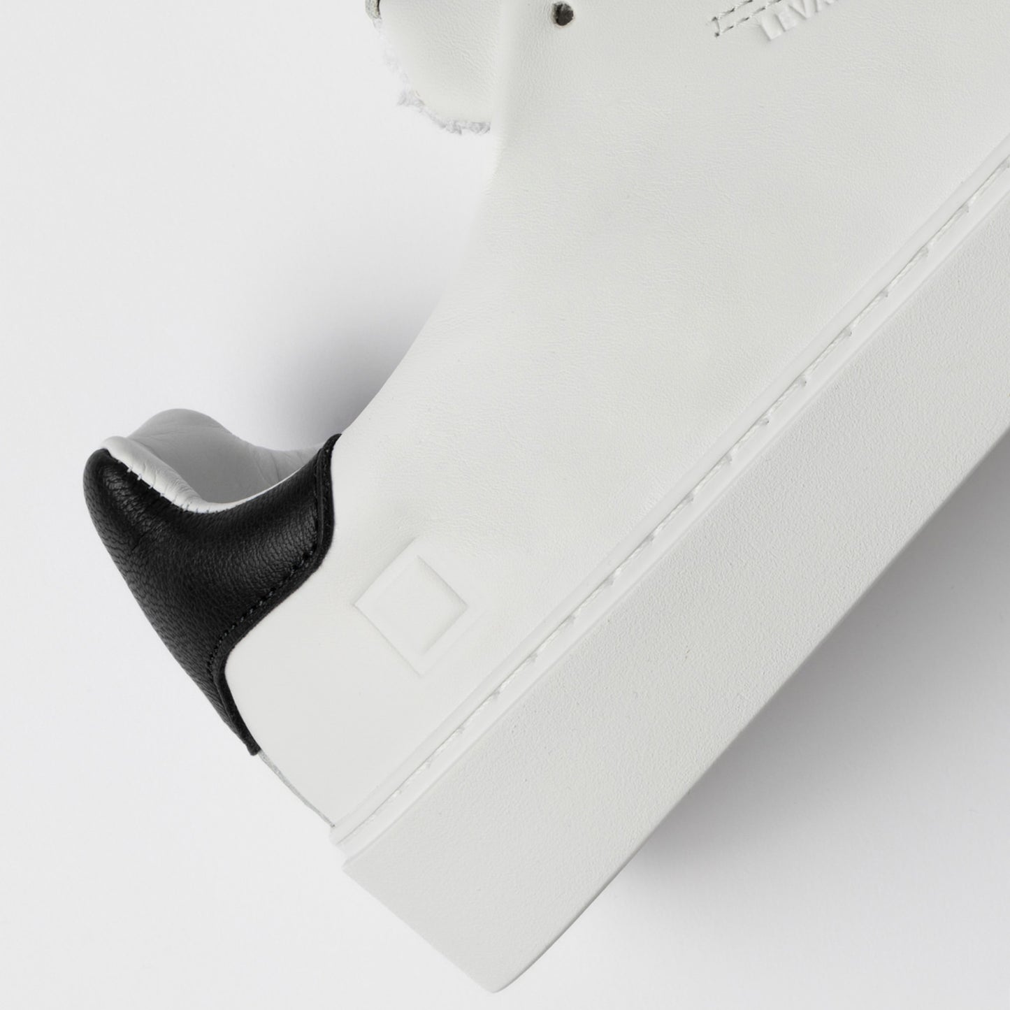 D.A.T.E. SNEAKERS LEVANTE CALF WHITE-BLACK