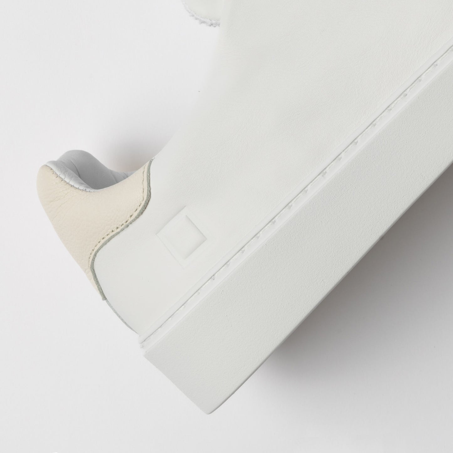 D.A.T.E. SNEAKERS LEVANTE CALF WHITE-IVORY